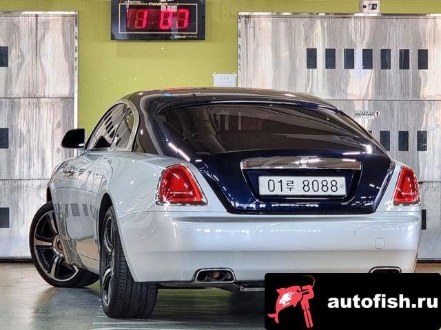 Rolls-Royce Wraith Lace 2018 года - вид 3