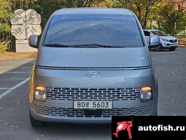 Hyundai Staria Staria 2021 года - вид 1