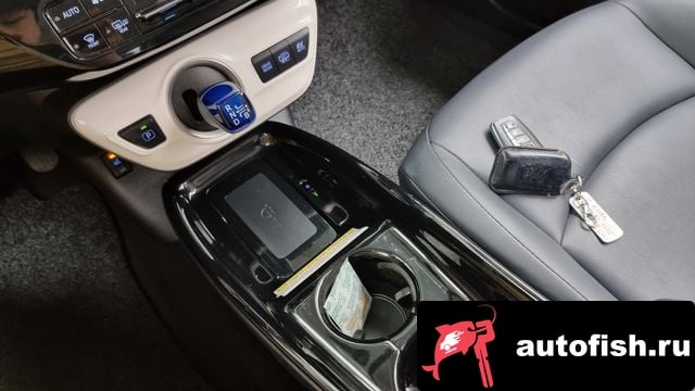 Toyota Prius Prius Prime 2018 года - вид 9