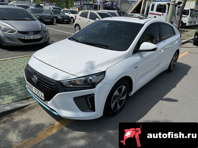 Hyundai Ioniq Ionic Hybrid 2017 года - вид 1