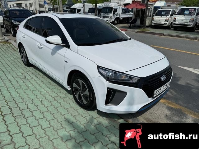 Hyundai Ioniq Ionic Hybrid 2017 года - вид 6