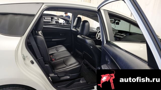 Toyota Prius Prius V 2015 года - вид 12