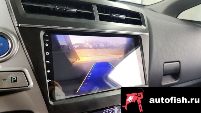 Toyota Prius Prius V 2015 года - вид 15