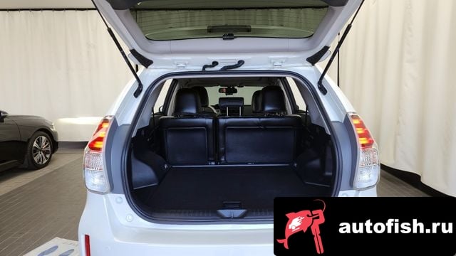 Toyota Prius Prius V 2015 года - вид 20