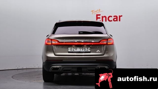 Lincoln MKX MKX 2nd Generation 2018 года - вид 4
