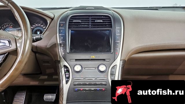 Lincoln MKX MKX 2nd Generation 2018 года - похожие автомобили