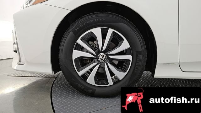 Toyota Prius Prius Prime 2017 года - вид 5