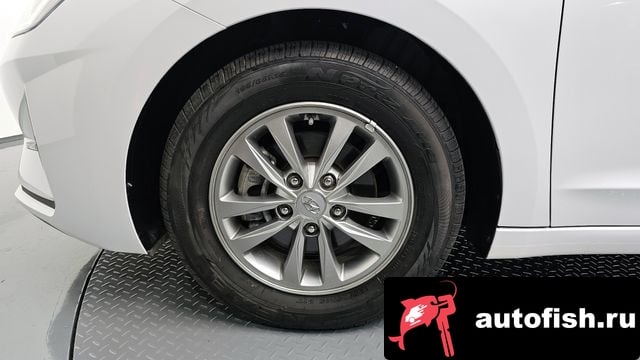 Hyundai AVANTE The New Avante AD 2019 года - вид 5