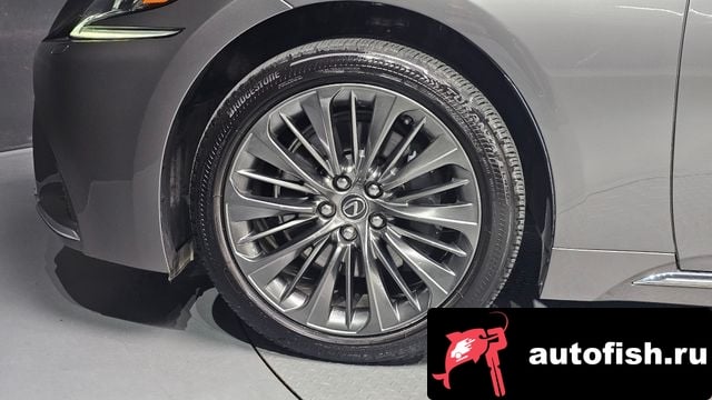 Lexus LS LS500h 5th generation 2020 года - вид 5