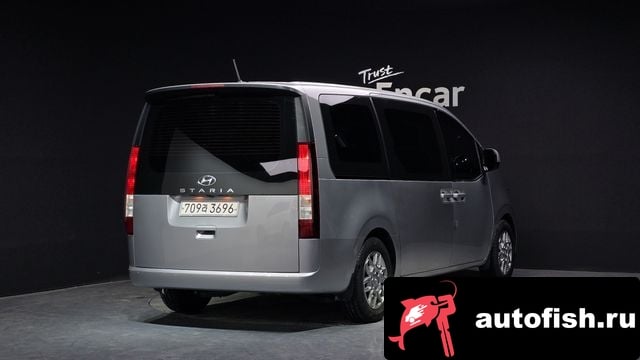 Hyundai Staria Staria 2021 года - вид 2