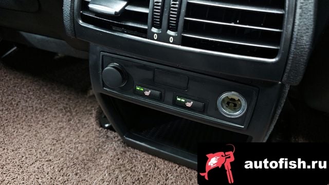 BMW X5 X5 (E70) 2011 года - вид 19