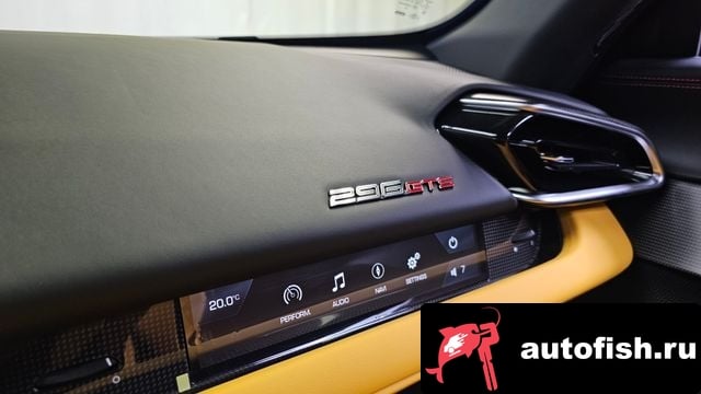 Ferrari 296 296 GTS 2024 года - похожие автомобили