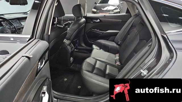 Kia K7 K7 Premier 2019 года - похожие автомобили