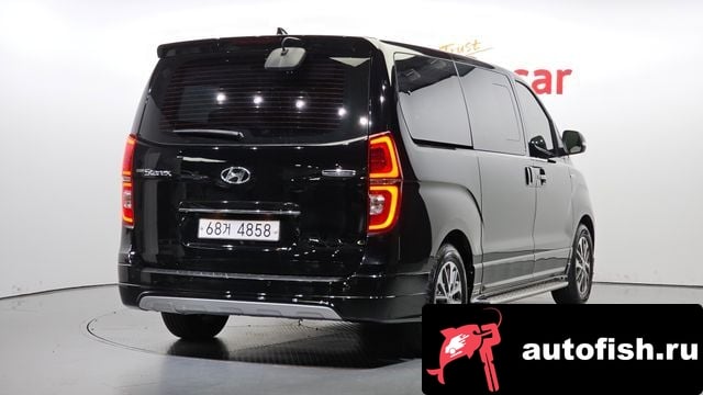Hyundai Starex The New Grand Starex 2018 года - вид 2