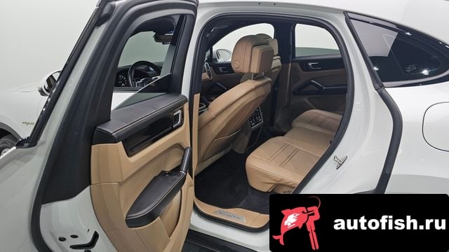 Porsche Cayenne Cayenne (PO536) 2020 года - похожие автомобили