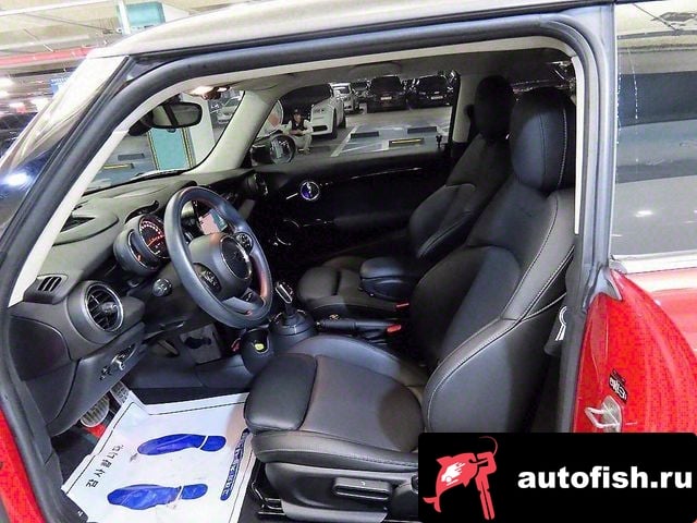 Mini Cooper Cooper S 2019 года - вид 6
