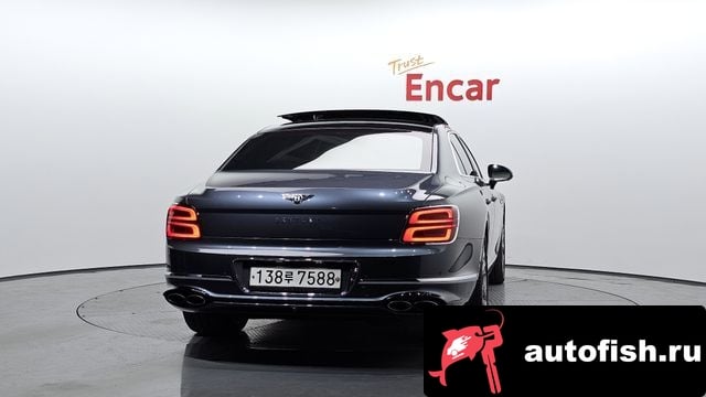 Bentley Flying Spur Flying Spur 3rd Generation 2021 года - вид 4