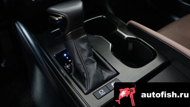 Lexus ES ES300h 7th generation 2024 года - похожие автомобили