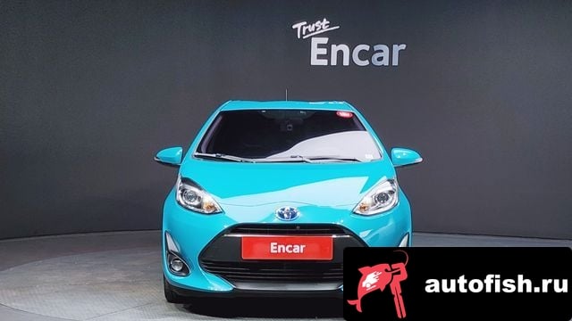 Toyota Prius Prius C 2018 года - вид 3