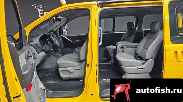 Hyundai Starex The New Grand Starex 2018 года - похожие автомобили