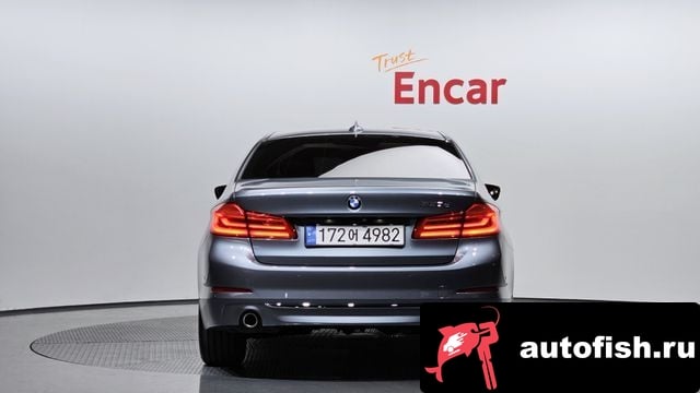 BMW 5-Series 5 Series (G30) 2018 года - вид 5