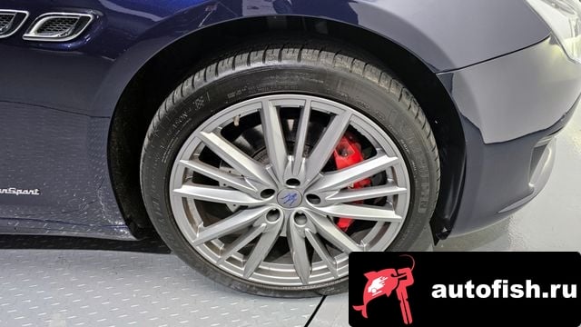 Maserati Quattroporte Quattroporte 2019 года - похожие автомобили