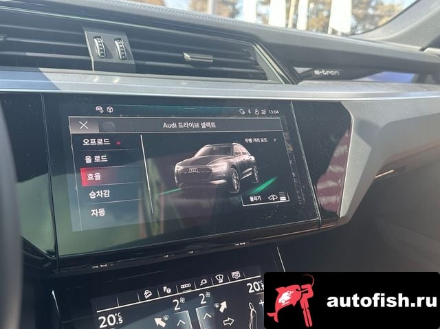 Audi Q8 e-tron Q8 e-Tron (GE) 2024 года - похожие автомобили