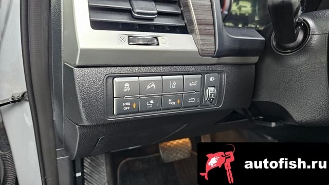 KG Mobility (Ssangyong) Rexton G4 Rexton 2017 года - похожие автомобили