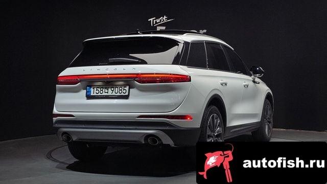 Lincoln Corsair Cosair 2021 года - вид 2