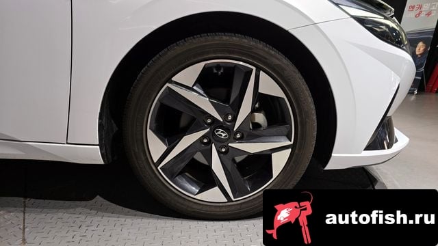 Hyundai AVANTE Avante Hybrid (CN7) 2021 года - вид 5