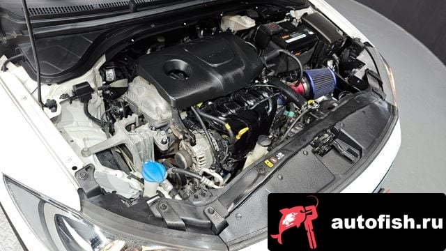 Hyundai AVANTE Avante AD 2018 года - вид 6