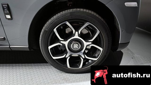 Rolls-Royce Cullinan Cullinan 2024 года - похожие автомобили