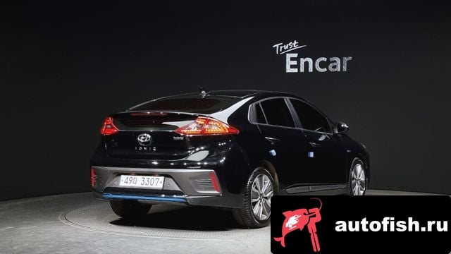 Hyundai Ioniq Ionic Hybrid 2017 года - вид 2