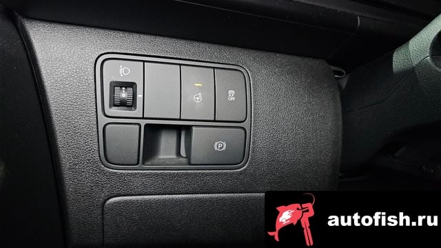 Hyundai Staria Staria 2021 года - похожие автомобили