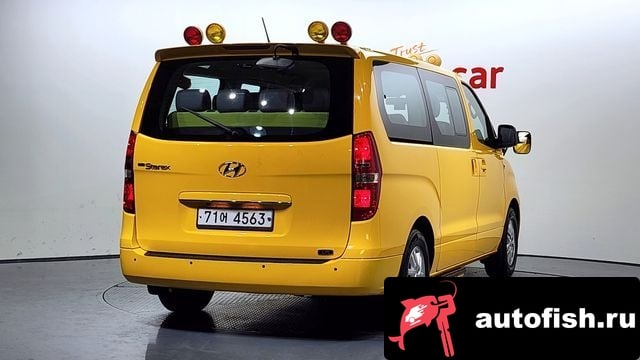 Hyundai Starex Grand Starex 2017 года - вид 2