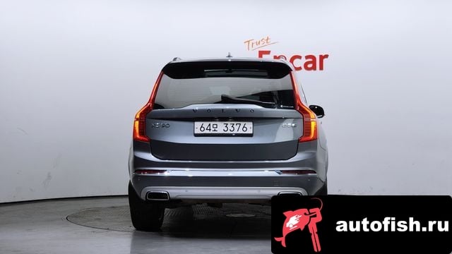 Volvo XC90 XC90 second Generation 2017 года - вид 4
