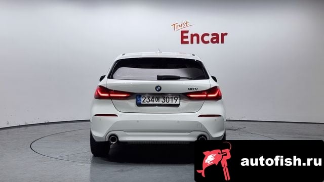BMW 1-Series 1 Series (F40) 2021 года - вид 4