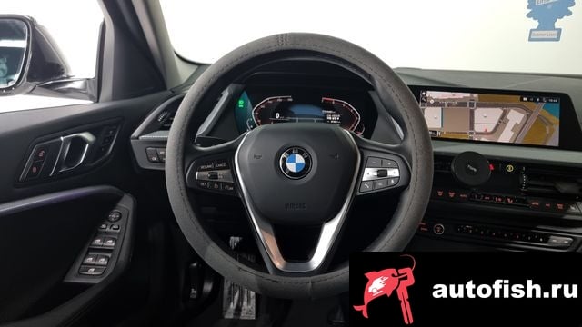 BMW 1-Series 1 Series (F40) 2021 года - похожие автомобили