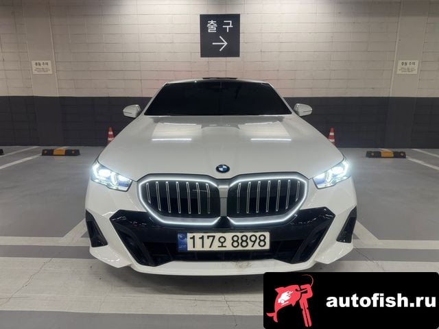 BMW 5-Series 5 Series (G60) 2024 года - вид 3