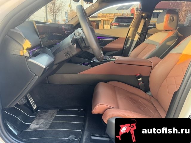 BMW 5-Series 5 Series (G60) 2024 года - вид 11