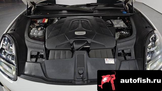 Porsche Cayenne Cayenne (PO536) 2019 года - вид 6