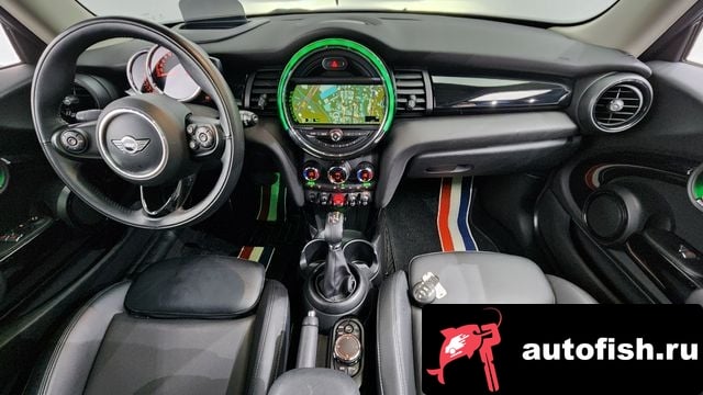 Mini Cooper Cooper 2018 года - похожие автомобили