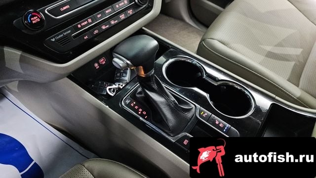 Kia Carnival The New Carnival 2019 года - похожие автомобили