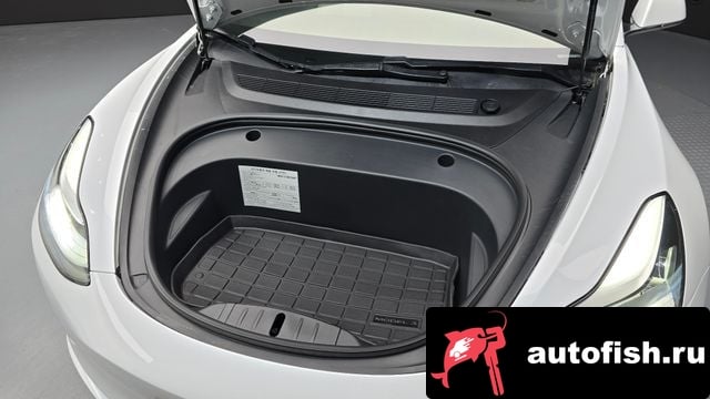 Tesla Model 3 Model 3 2020 года - вид 6