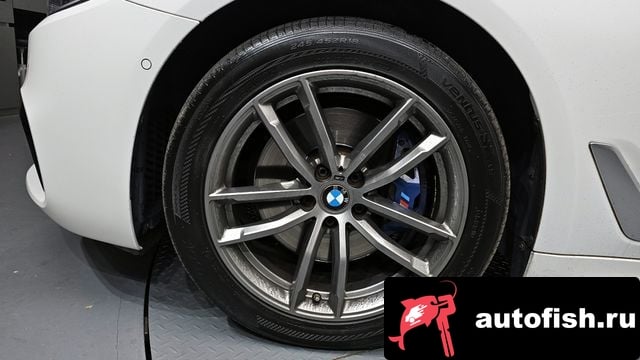 BMW 5-Series 5 Series (G30) 2018 года - похожие автомобили