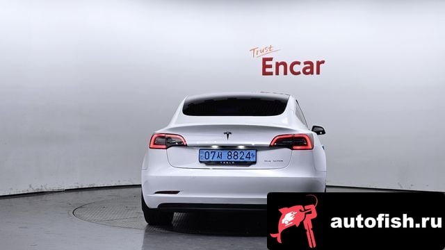 Tesla Model 3 Model 3 2020 года - вид 4