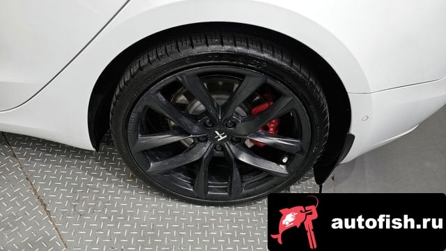 Tesla Model 3 Model 3 2020 года - вид 5