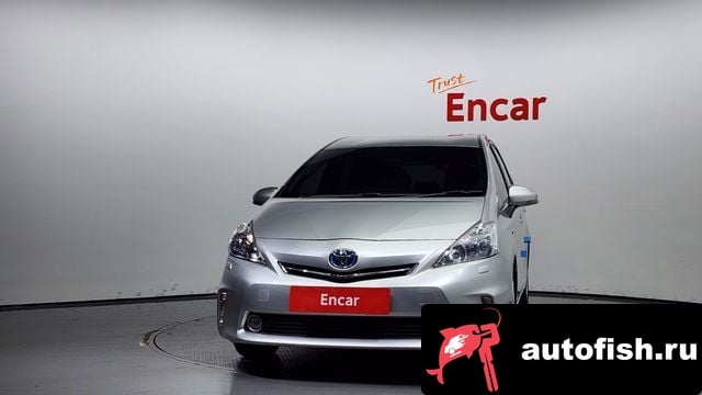 Toyota Prius Prius V 2013 года - вид 3