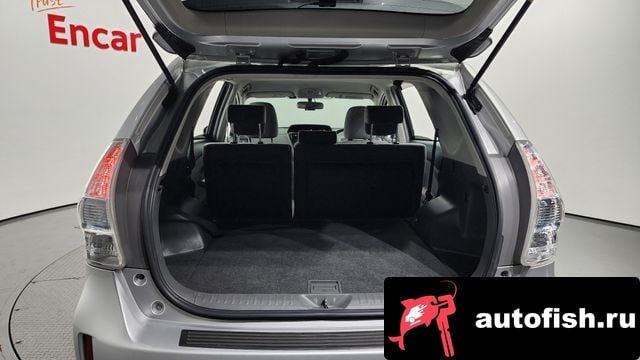 Toyota Prius Prius V 2013 года - вид 20