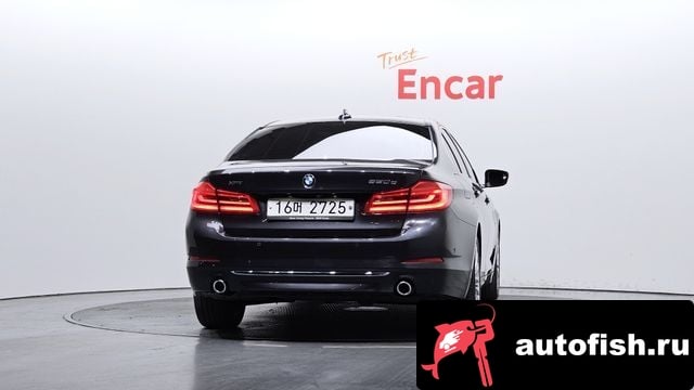 BMW 5-Series 5 Series (G30) 2018 года - вид 4